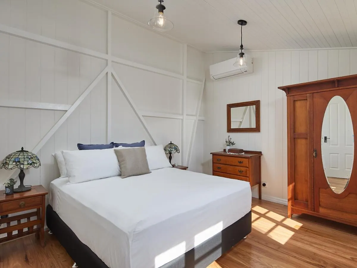 Leighton On Burleigh Villa Gold Coast